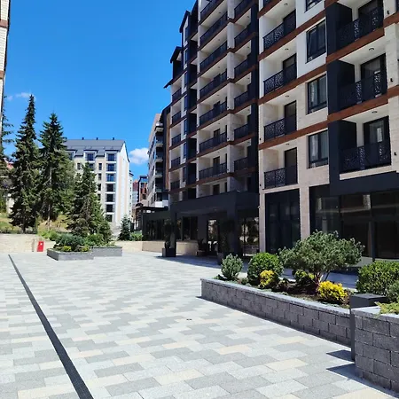 New Moderna Spa&fun Centar * Ζλάτιμπορ